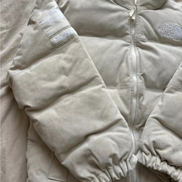 NWT Supreme The North Face Suede Nuptse Jacket Stone - Picture 3 of 11